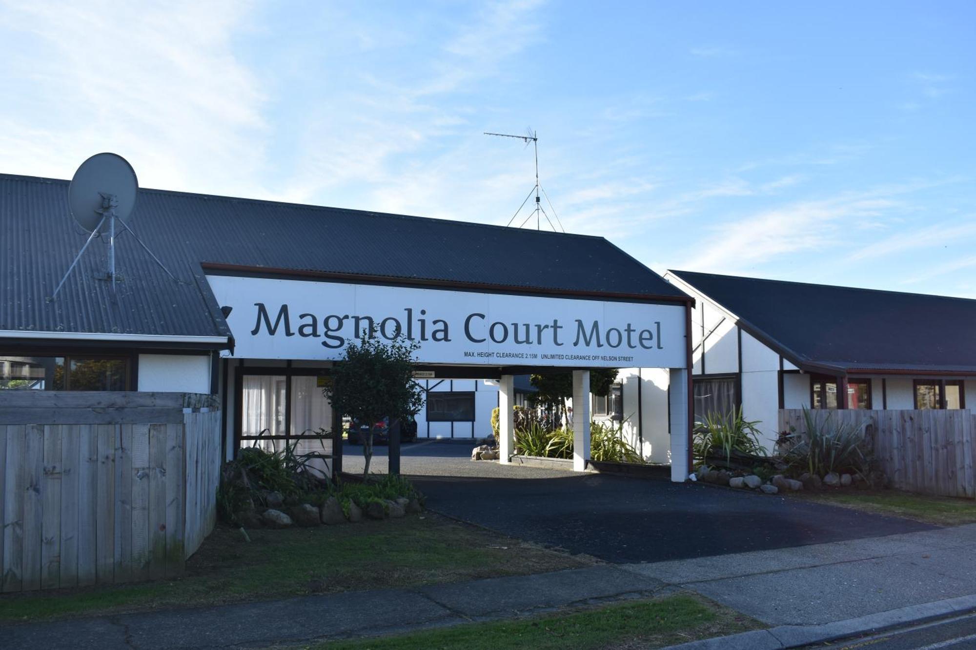 Magnolia Court Motel Опотікі Екстер'єр фото