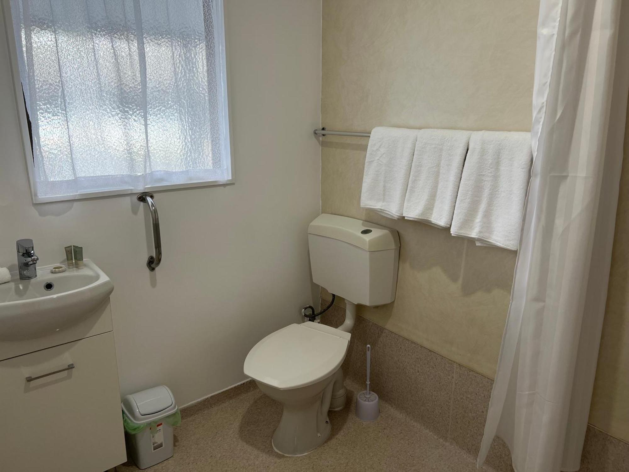 Magnolia Court Motel Опотікі Екстер'єр фото